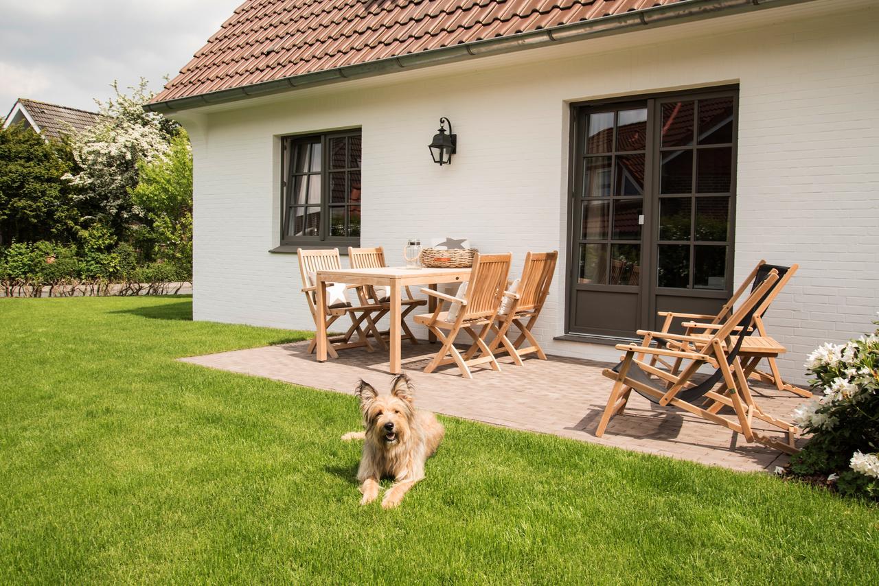 Hooks Feriendomizile Hotel Hooksiel Exterior photo